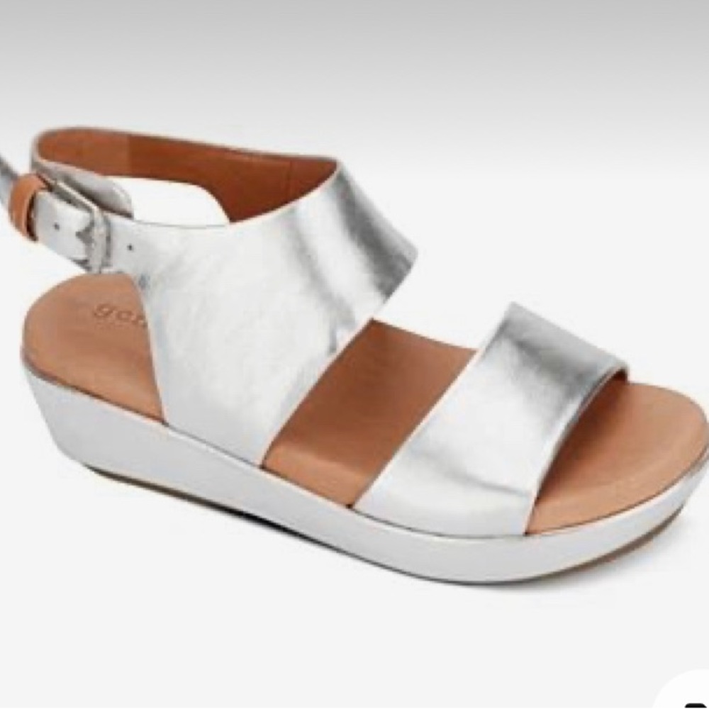 Plataform sandals